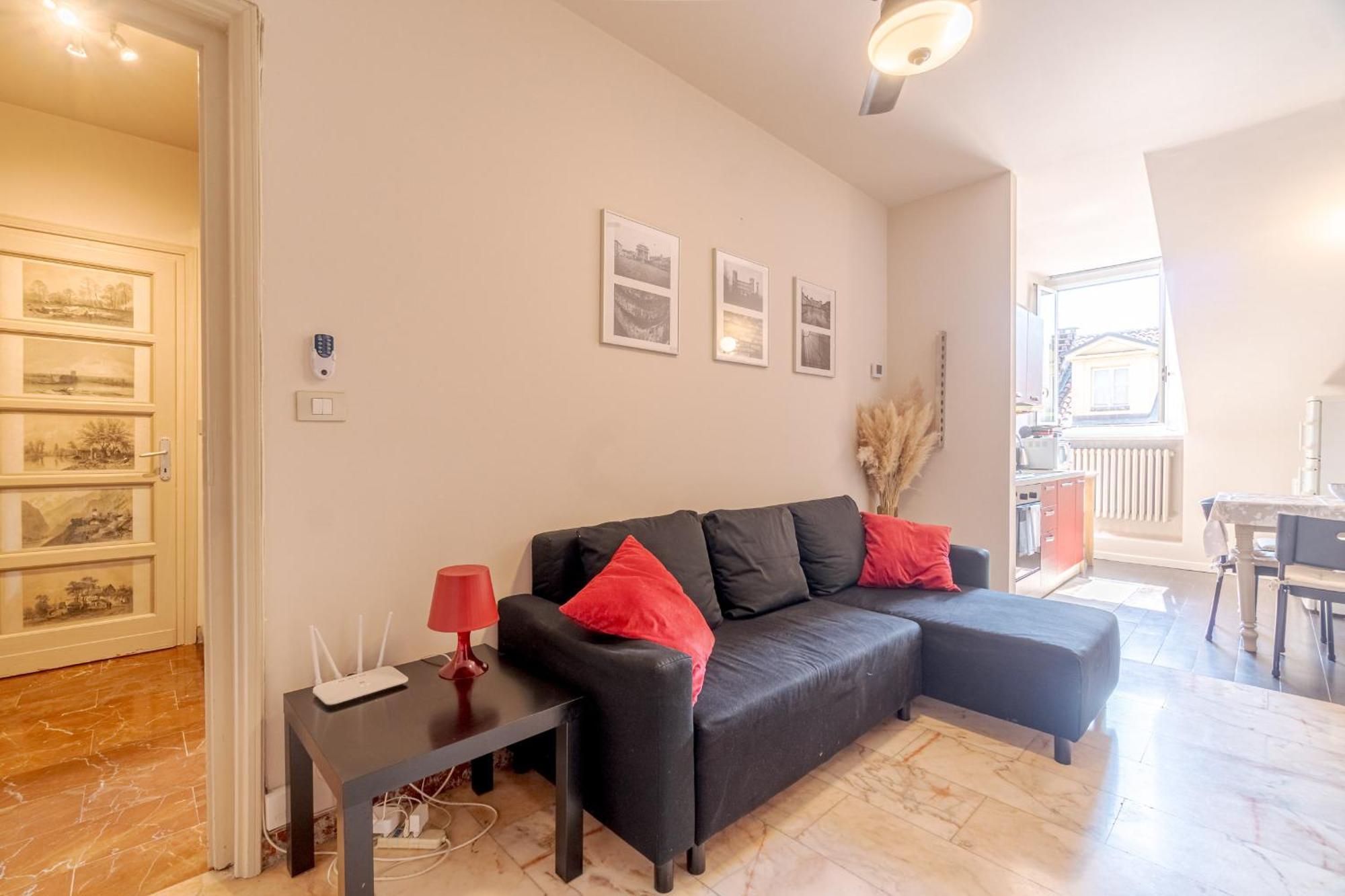 דירות טורינו Casa Valeggio Attic Apt Few Steps From Porta Nuova מראה חיצוני תמונה