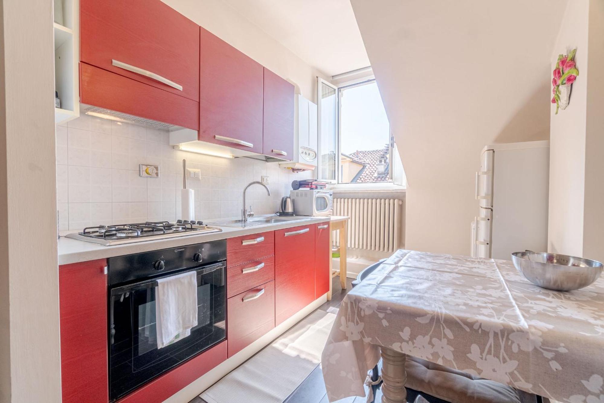 דירות טורינו Casa Valeggio Attic Apt Few Steps From Porta Nuova מראה חיצוני תמונה