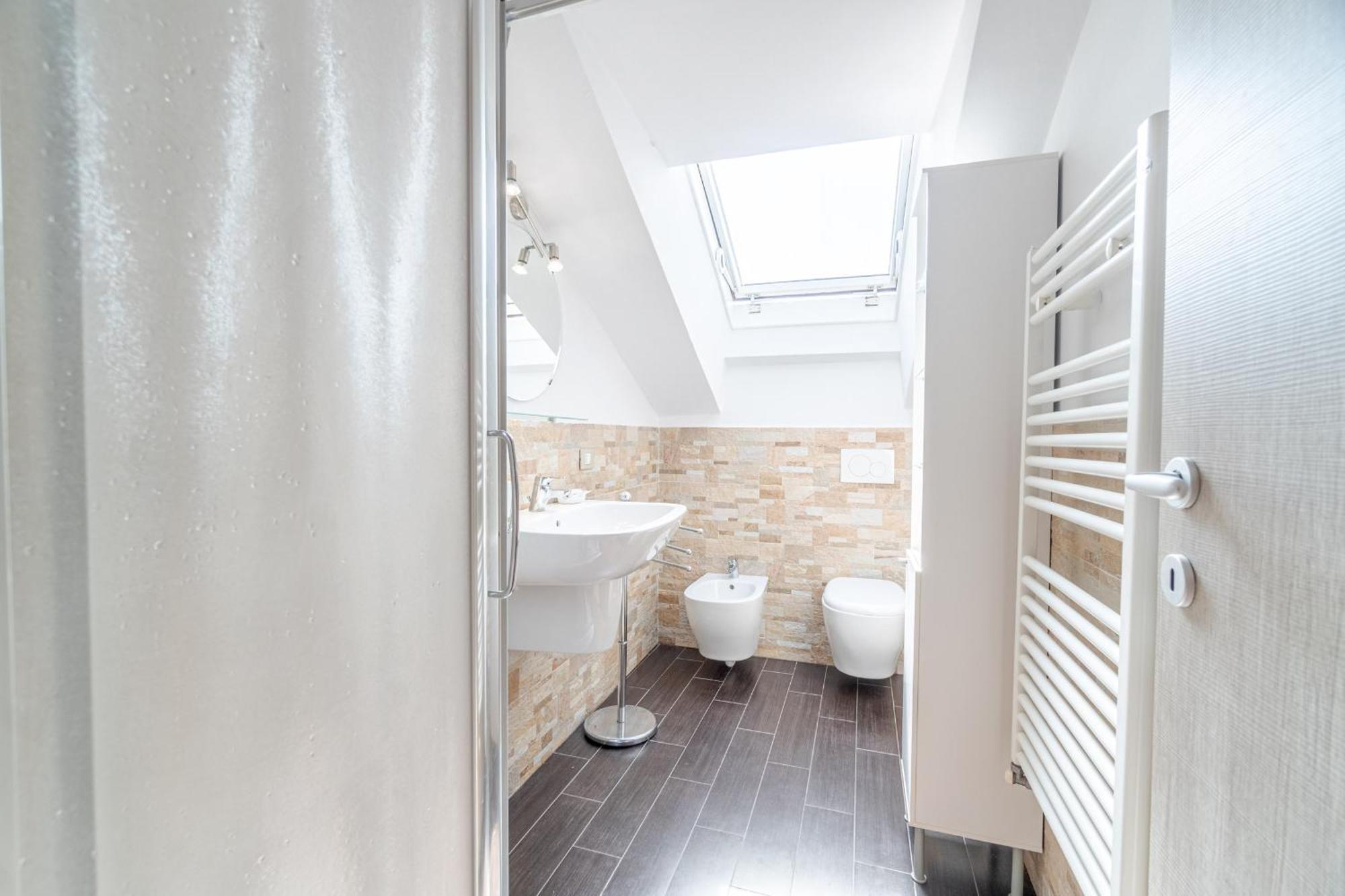דירות טורינו Casa Valeggio Attic Apt Few Steps From Porta Nuova מראה חיצוני תמונה