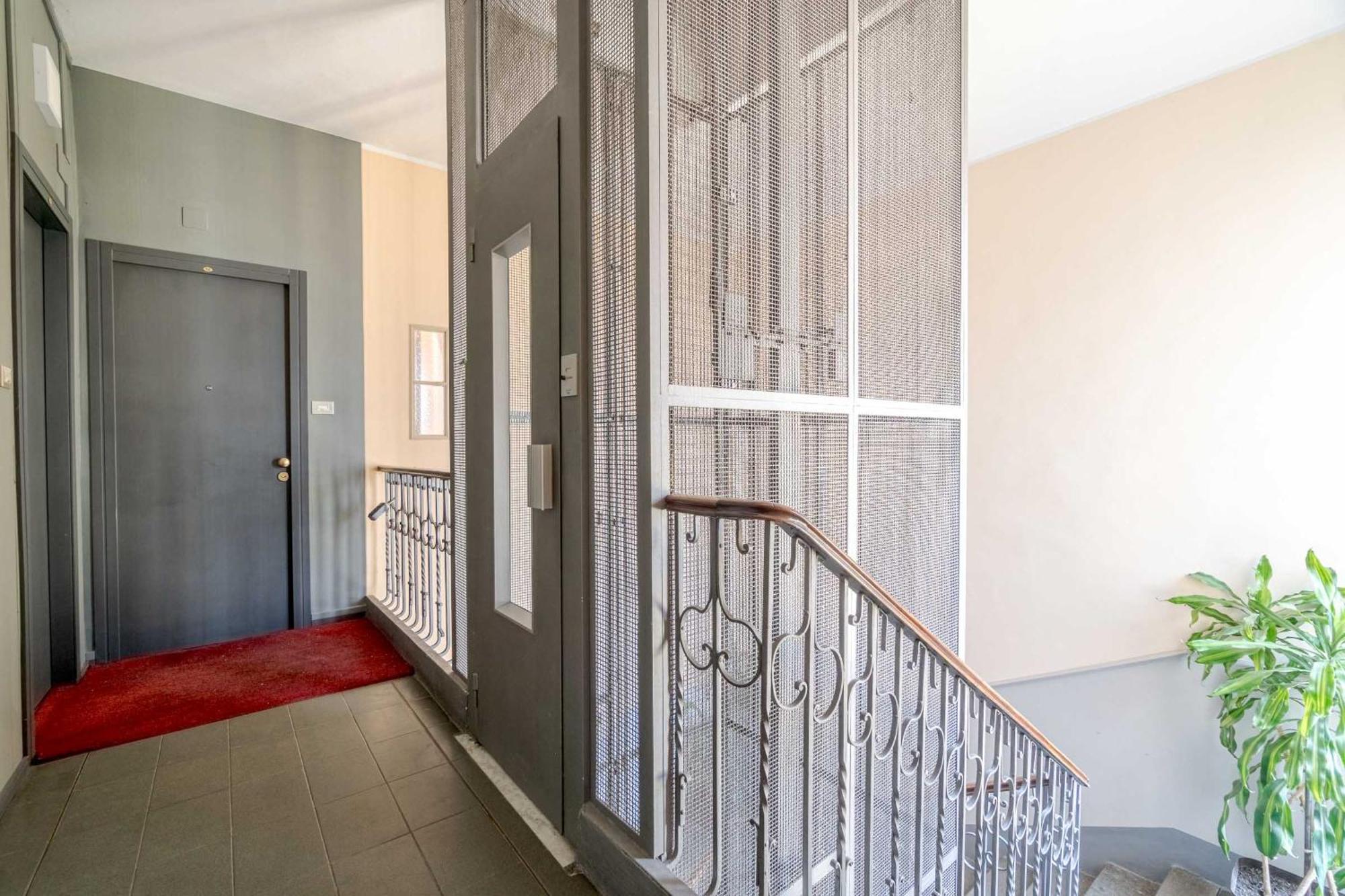 דירות טורינו Casa Valeggio Attic Apt Few Steps From Porta Nuova מראה חיצוני תמונה