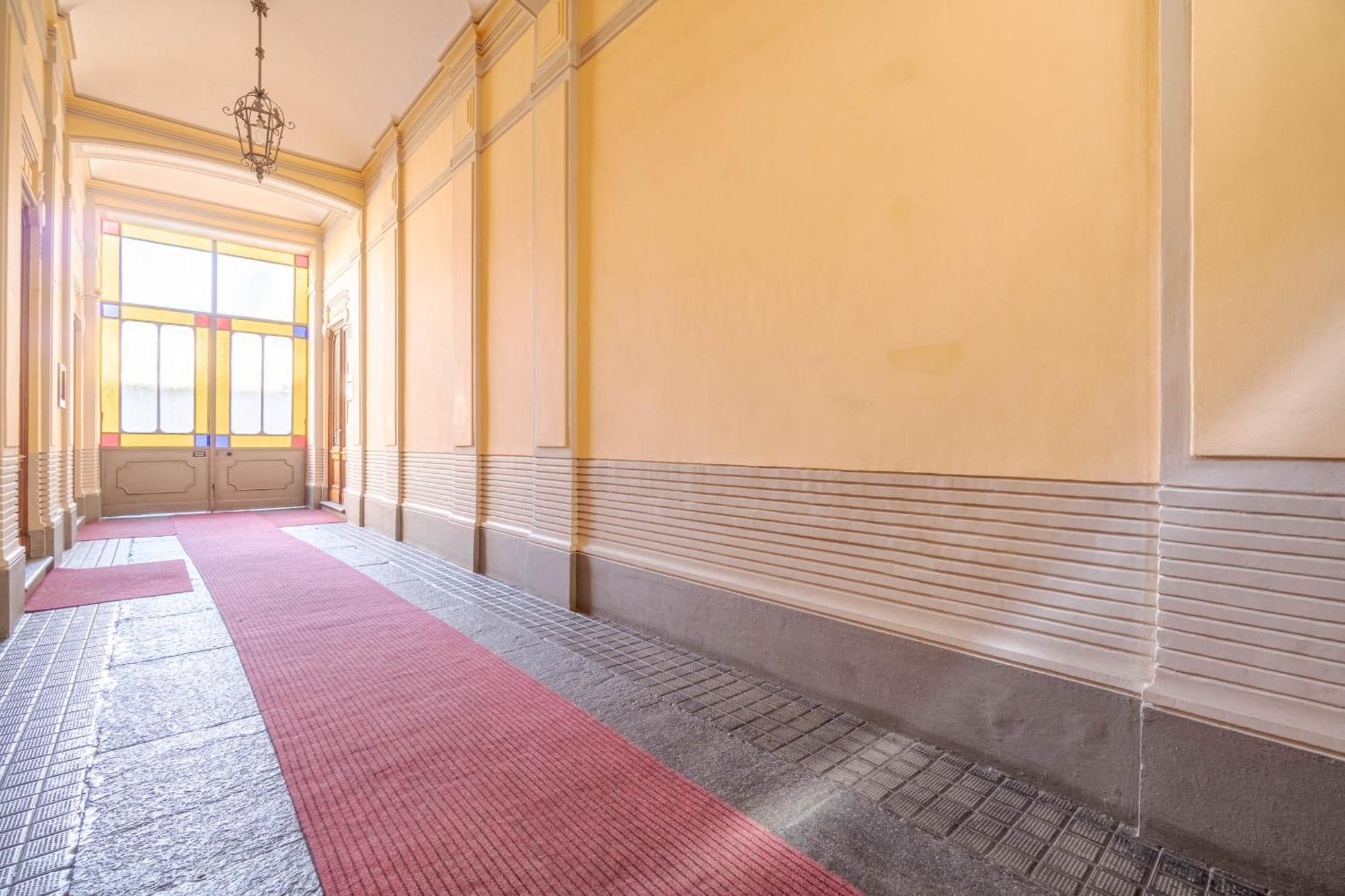 דירות טורינו Casa Valeggio Attic Apt Few Steps From Porta Nuova מראה חיצוני תמונה