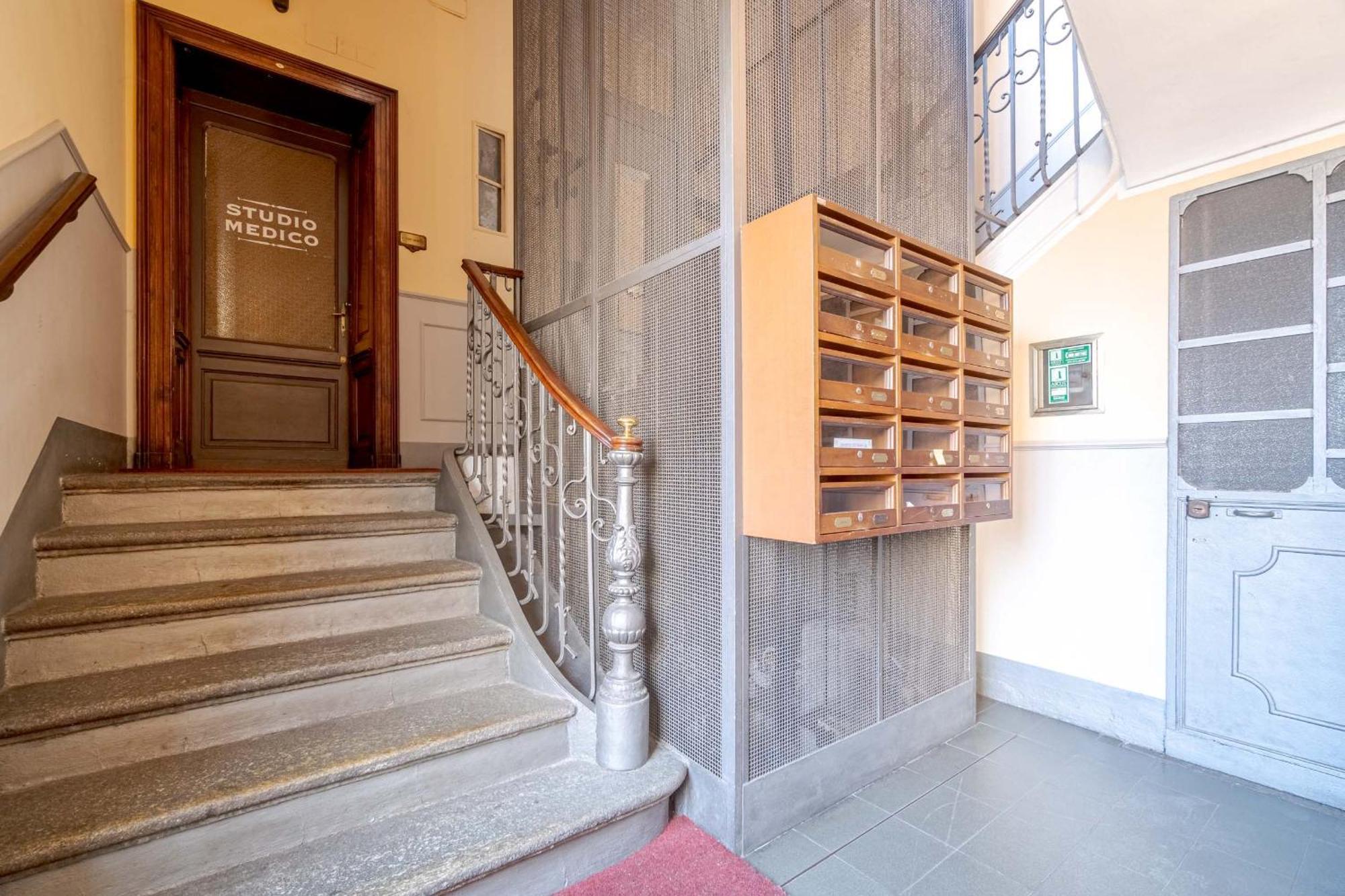 דירות טורינו Casa Valeggio Attic Apt Few Steps From Porta Nuova מראה חיצוני תמונה
